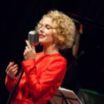 9.30 a 11.00 New Swing me Baby / Novoměstská radnice (s dětmi od 0 do 3 let)
